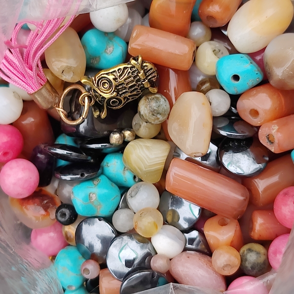 Assorted Stone Bead Collection for Jewelry Making - Picture 2 of 7